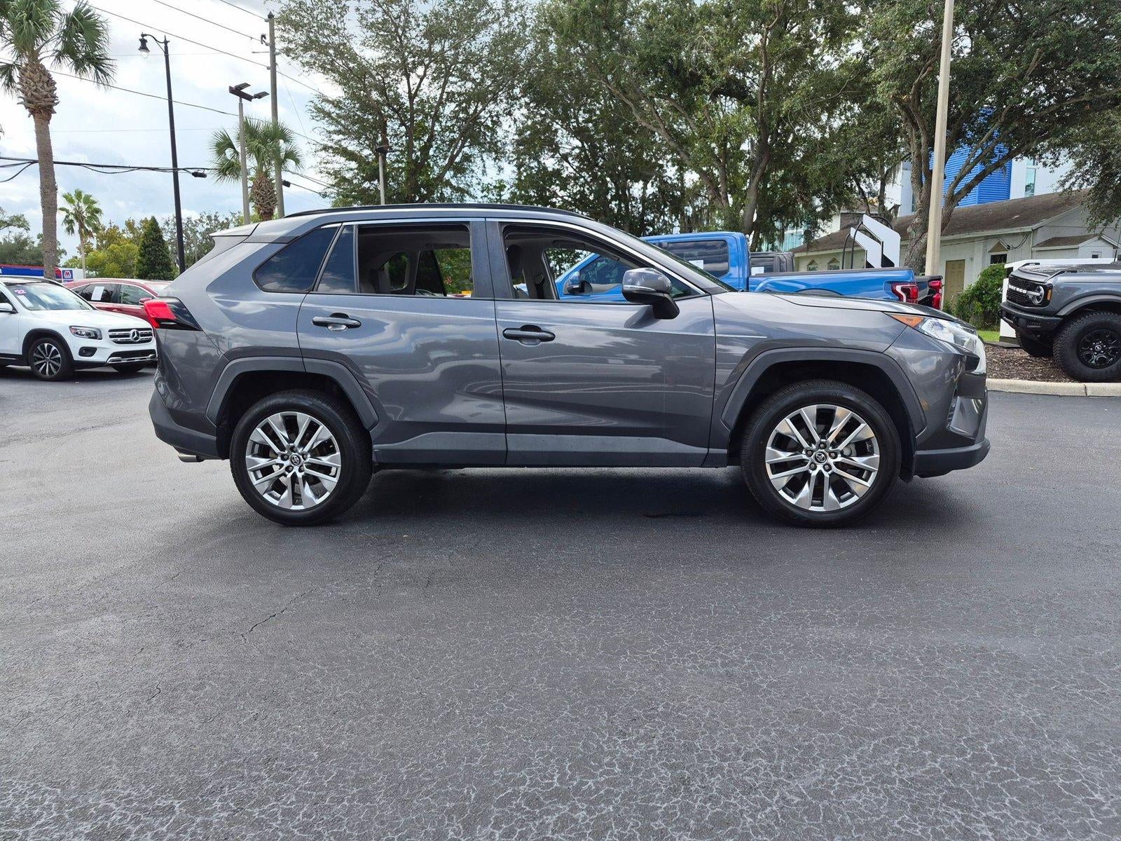 2019 Toyota RAV4 XLE Premium FWD (Natl)