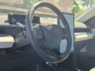 2022 Ford Mustang Mach-E Premium RWD
