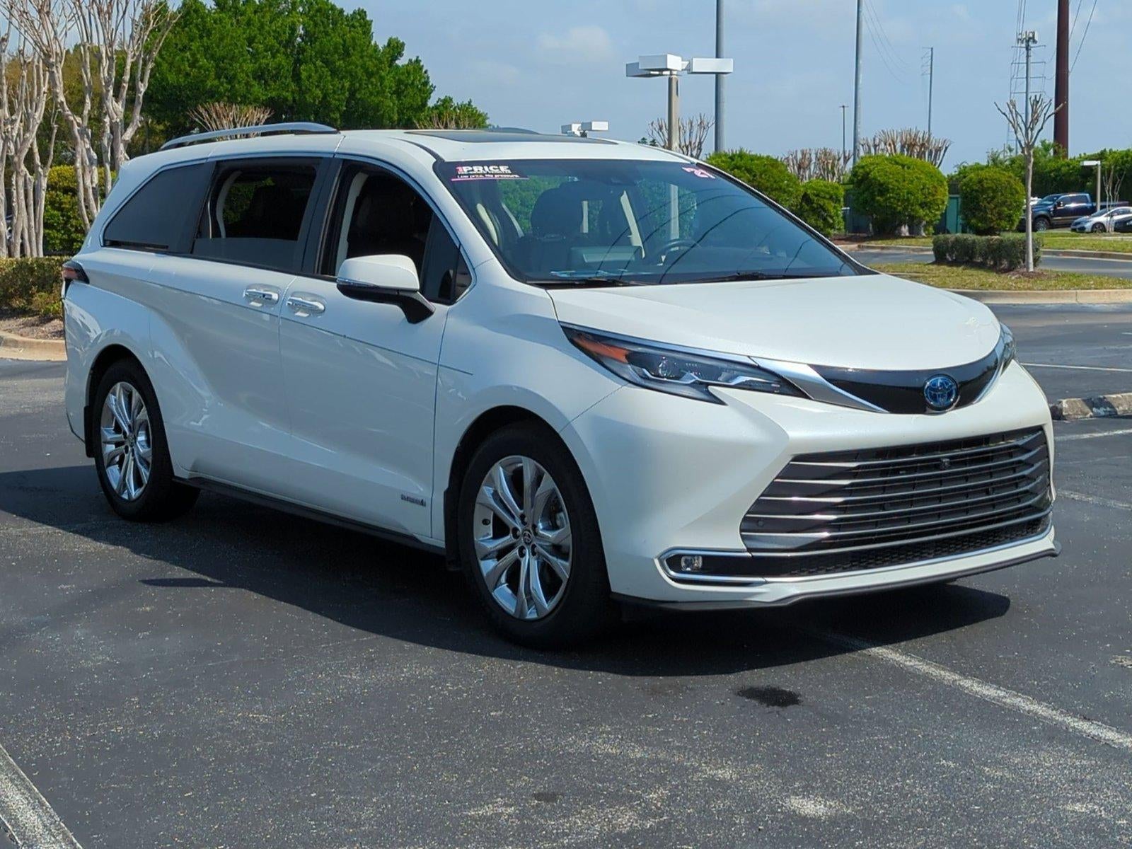 2021 Toyota Sienna Platinum FWD 7-Passenger (Natl)