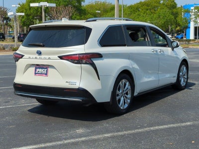 2021 Toyota Sienna Platinum FWD 7-Passenger (Natl)