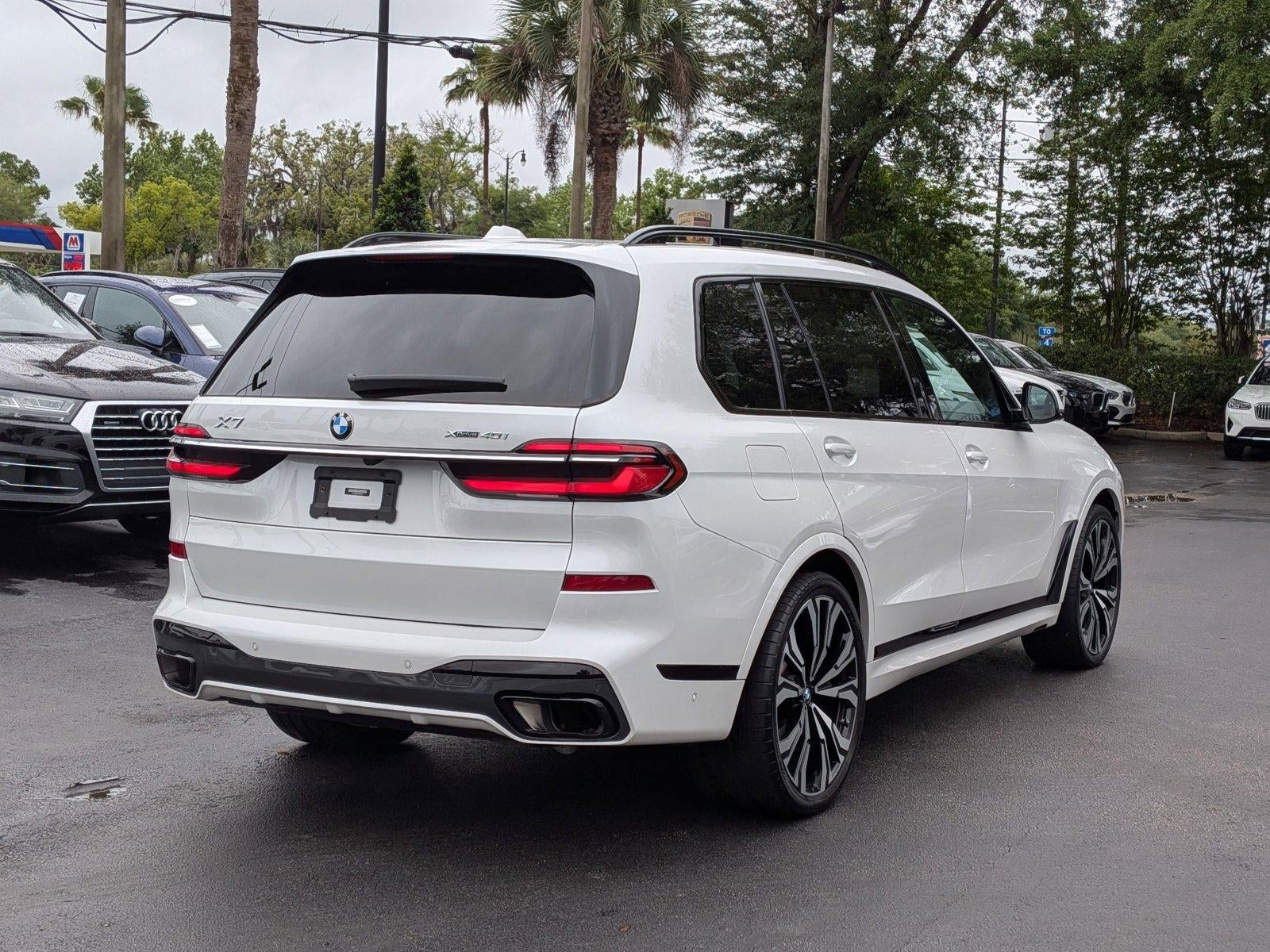 2023 BMW X7 xDrive40i Sports Activity Vehicle