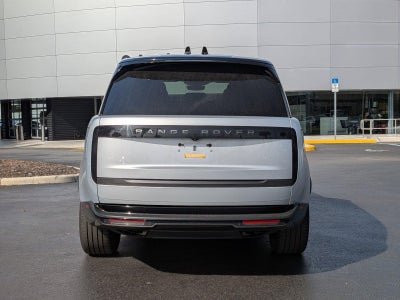 2025 Land Rover Range Rover P530 SE SWB
