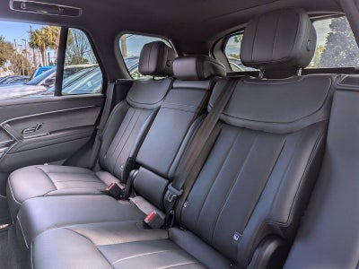 2025 Land Rover Range Rover P530 SE SWB