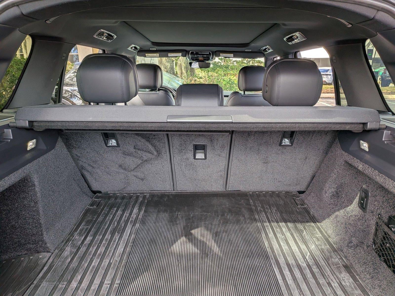 2025 Land Rover Range Rover P530 SE SWB