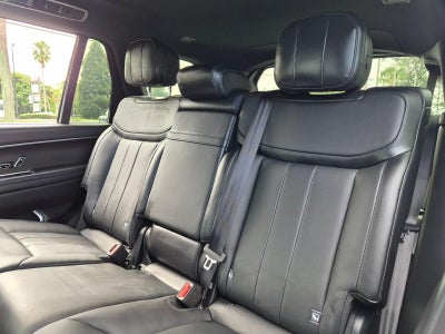 2026 Land Rover Range Rover P530 SE LWB 7 Seat