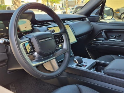 2026 Land Rover Range Rover P530 SE LWB 7 Seat