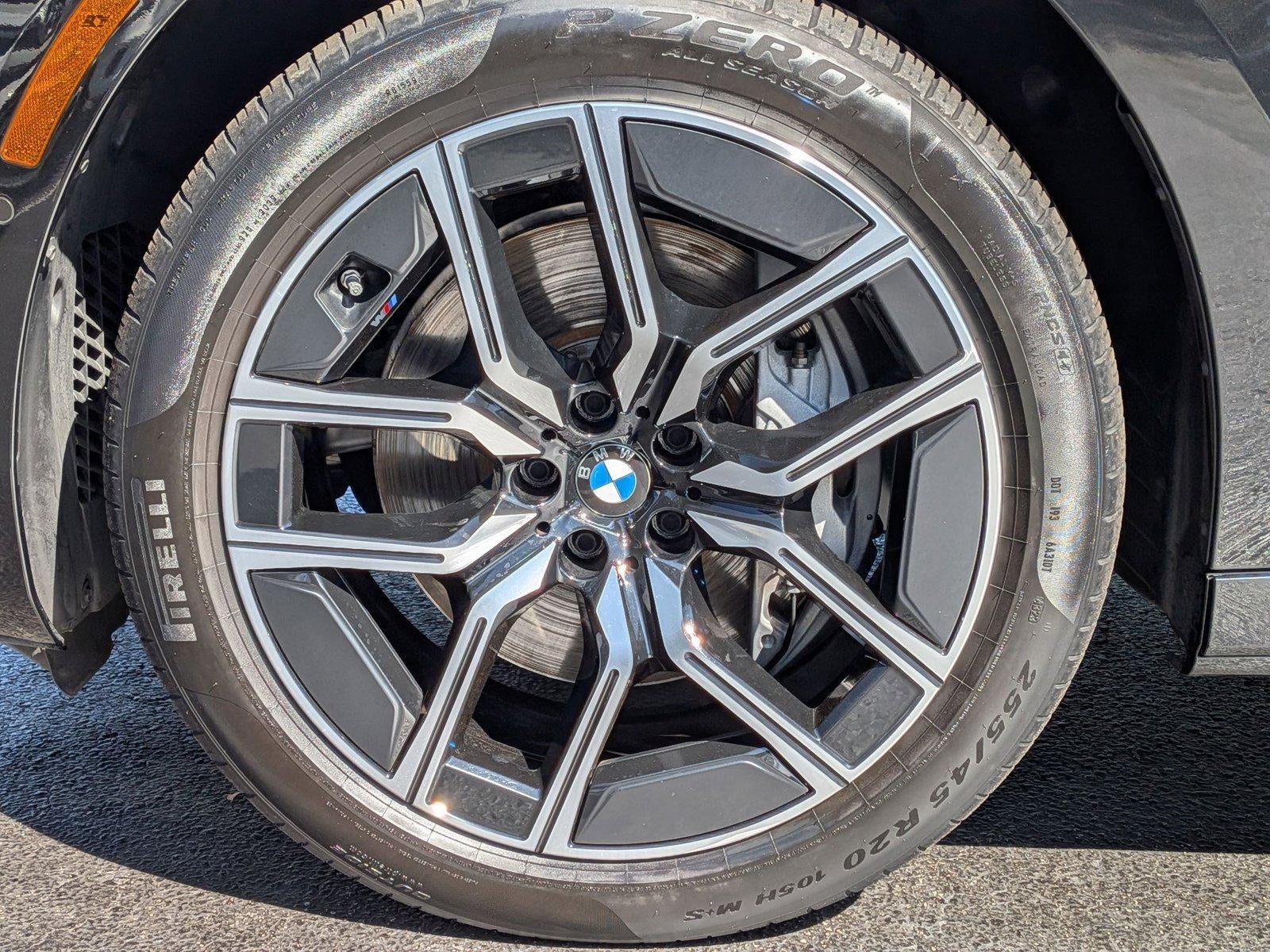 2024 BMW 740i xDrive Sedan