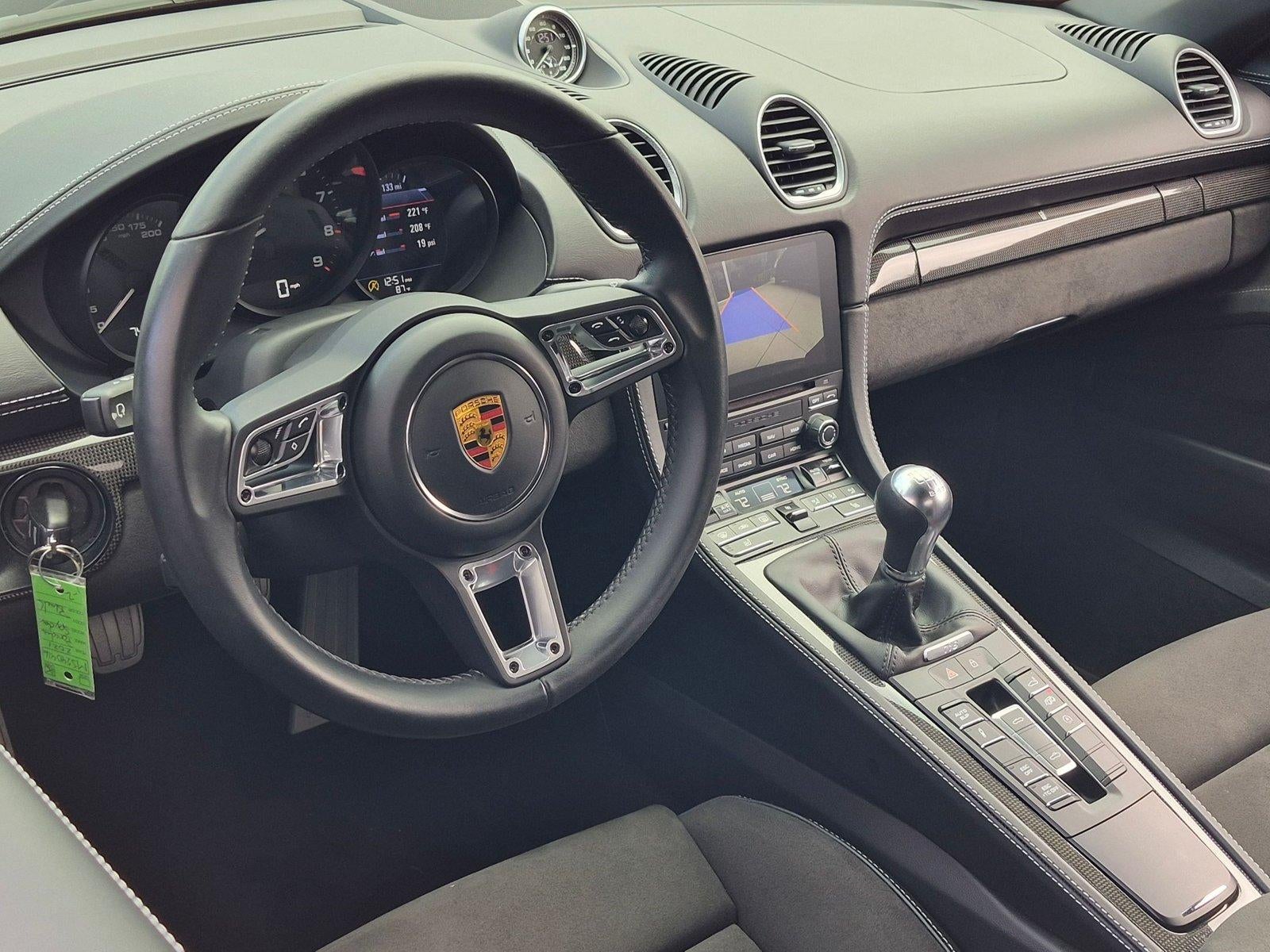 2021 Porsche 718 Spyder Roadster