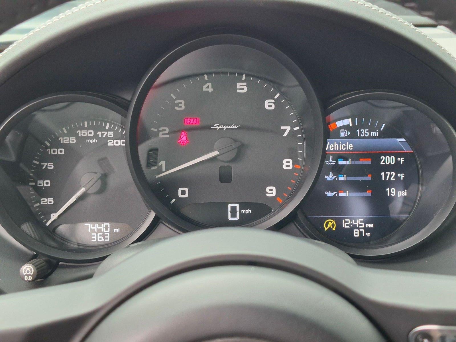 2021 Porsche 718 Spyder Roadster