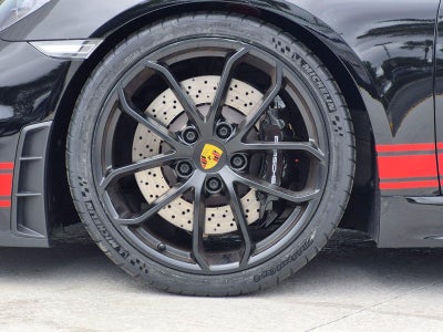 2021 Porsche 718 Spyder Roadster