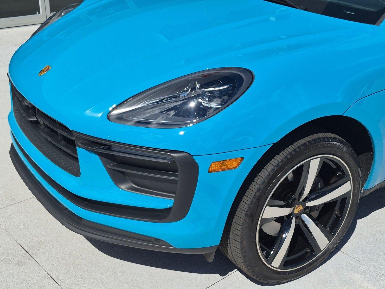 2023 Porsche Macan AWD