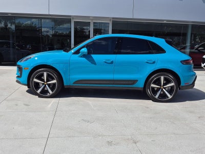 2023 Porsche Macan AWD