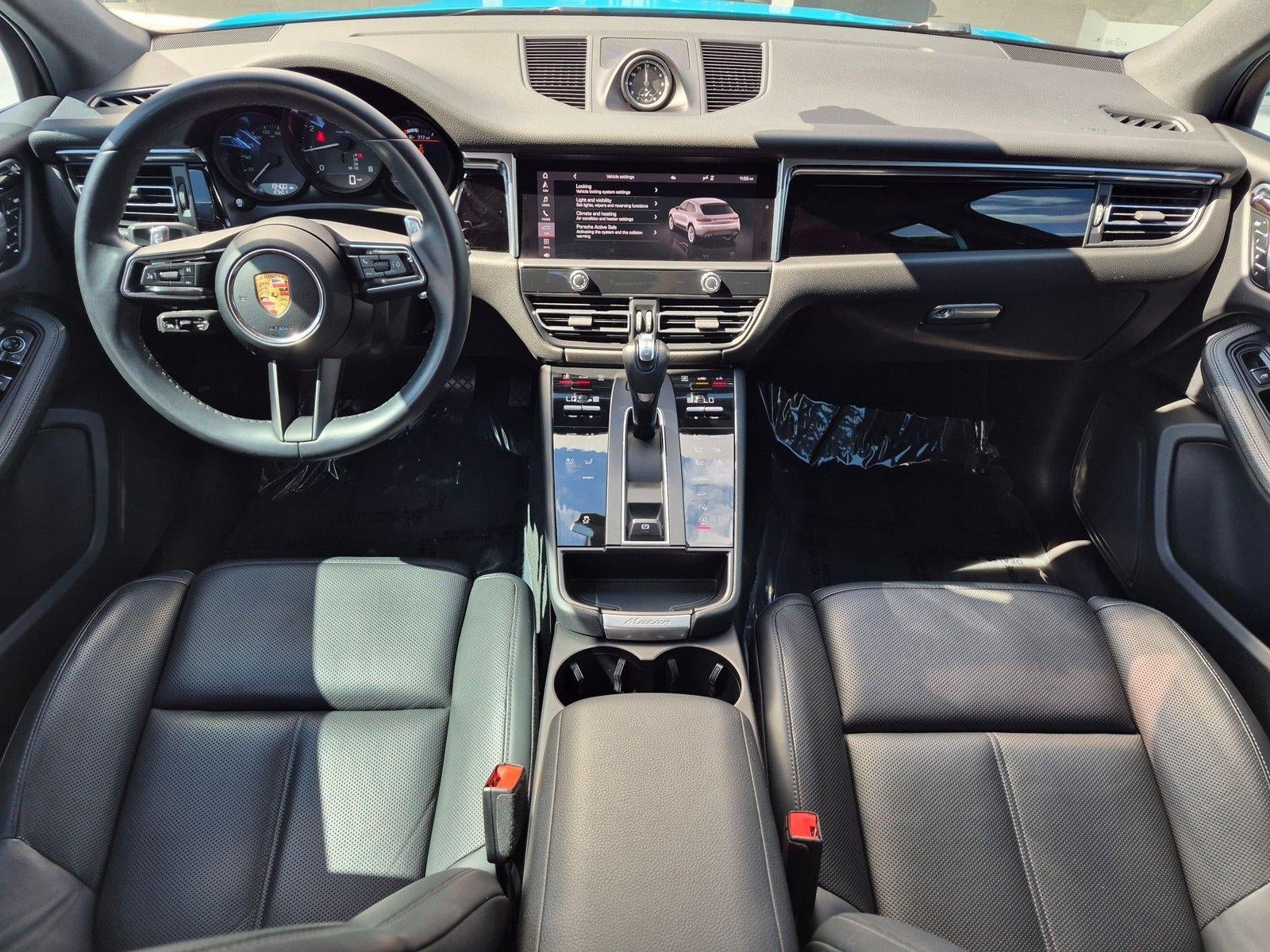 2023 Porsche Macan AWD