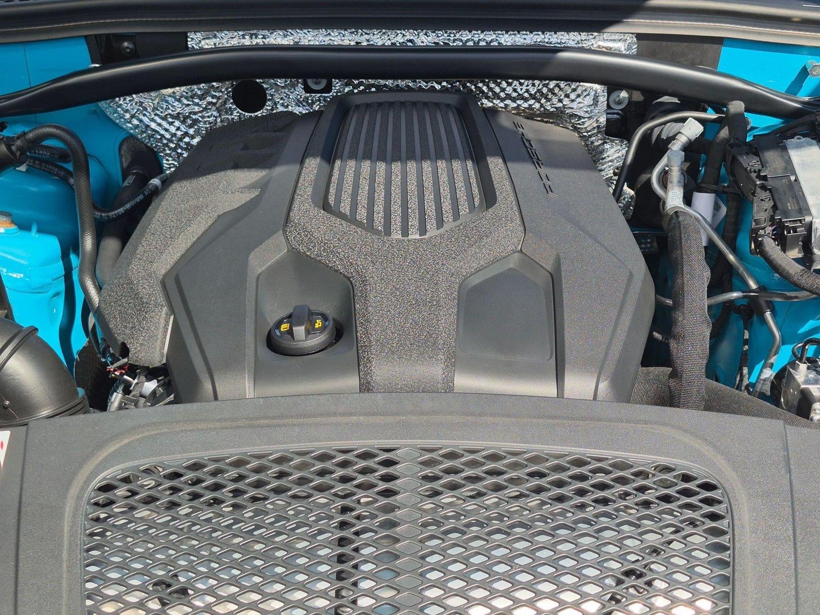 2023 Porsche Macan AWD