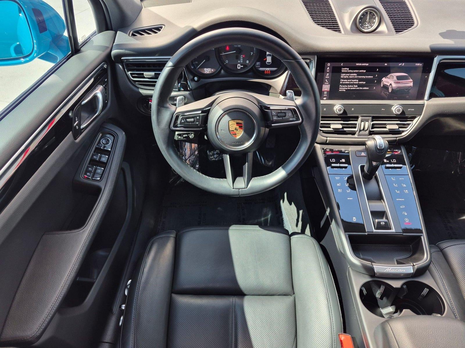 2023 Porsche Macan AWD