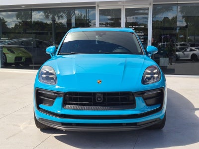 2023 Porsche Macan AWD