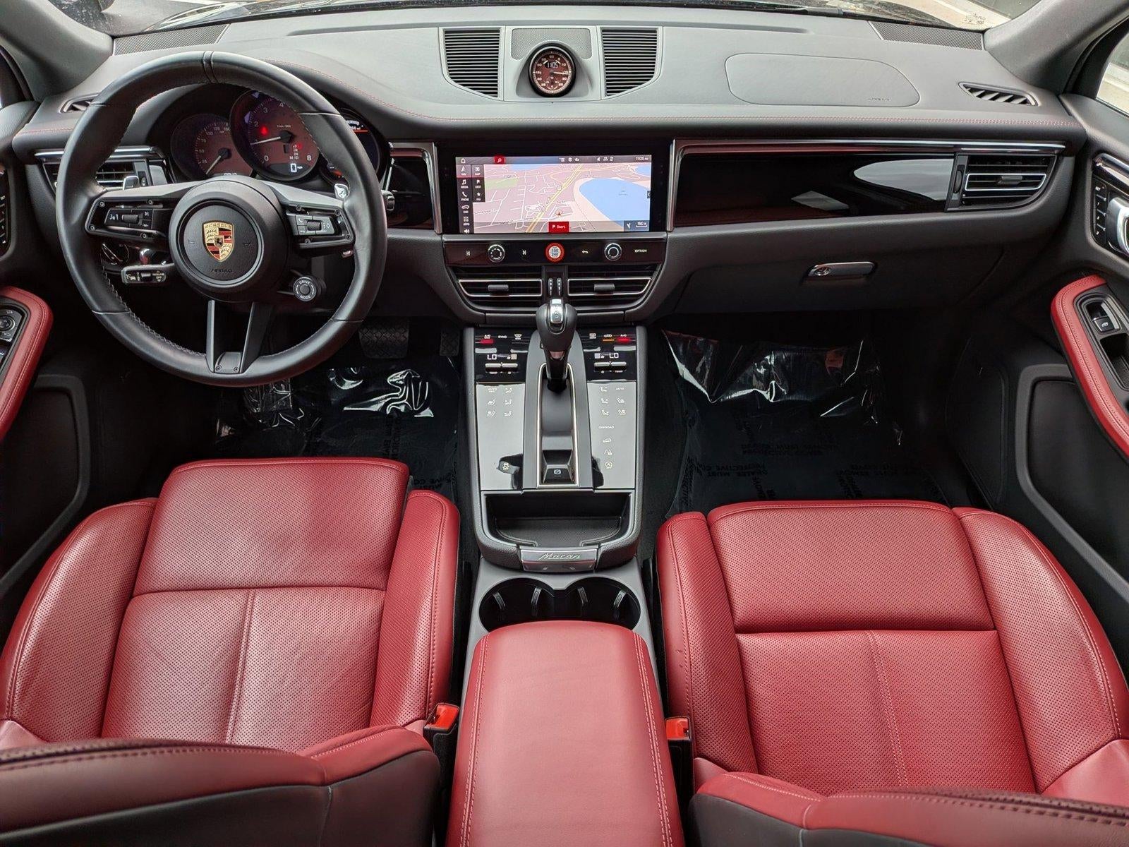 2025 Porsche Macan AWD