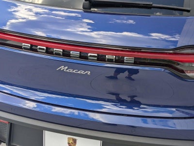 2025 Porsche Macan AWD