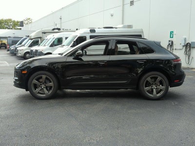 2025 Porsche Macan AWD