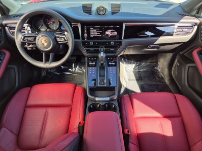 2025 Porsche Macan AWD