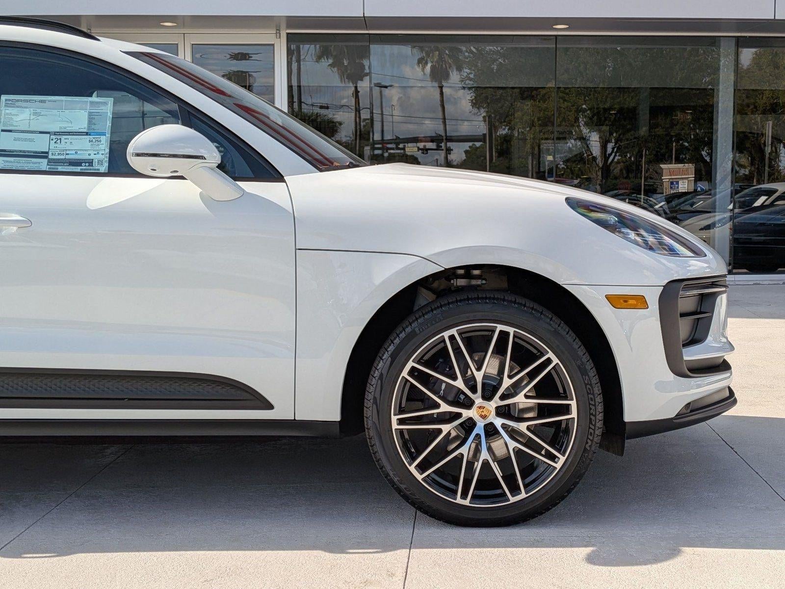 2026 Porsche Macan AWD