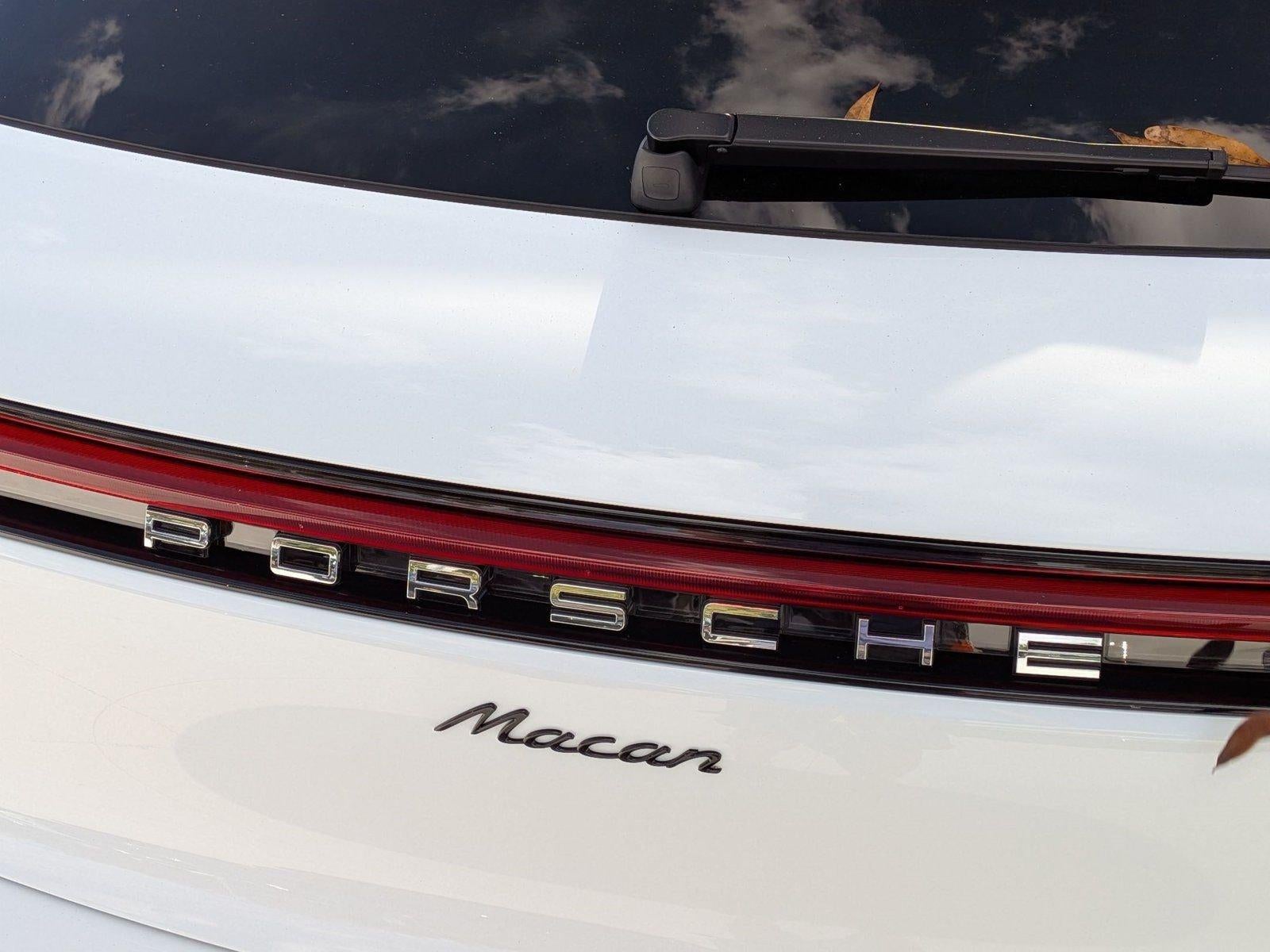2026 Porsche Macan AWD