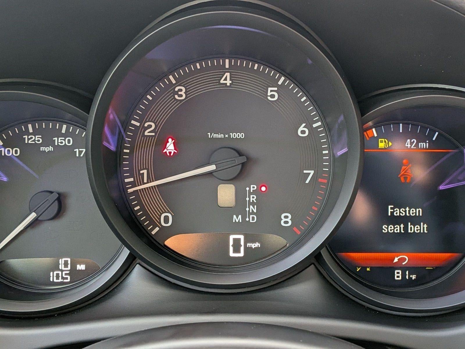2026 Porsche Macan AWD