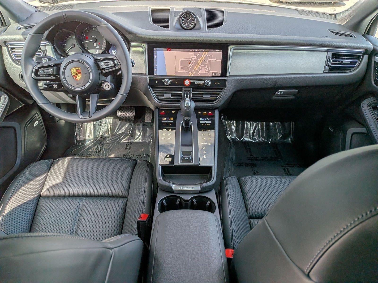 2026 Porsche Macan AWD