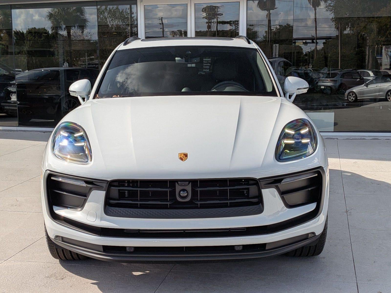 2026 Porsche Macan AWD