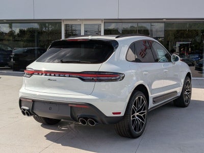2026 Porsche Macan AWD