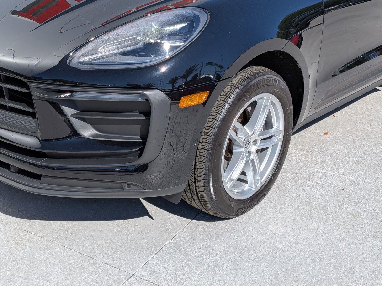 2023 Porsche Macan AWD