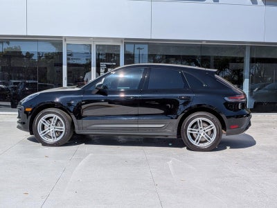 2023 Porsche Macan AWD