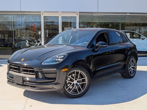 2025 Porsche Macan T AWD
