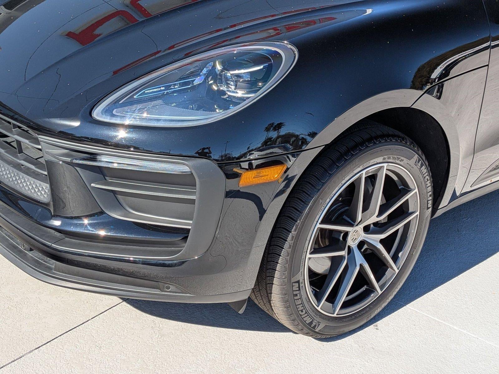 2025 Porsche Macan T AWD
