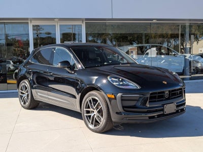 2025 Porsche Macan T AWD