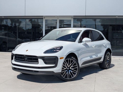 2026 Porsche Macan AWD