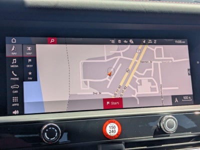 2026 Porsche Macan AWD