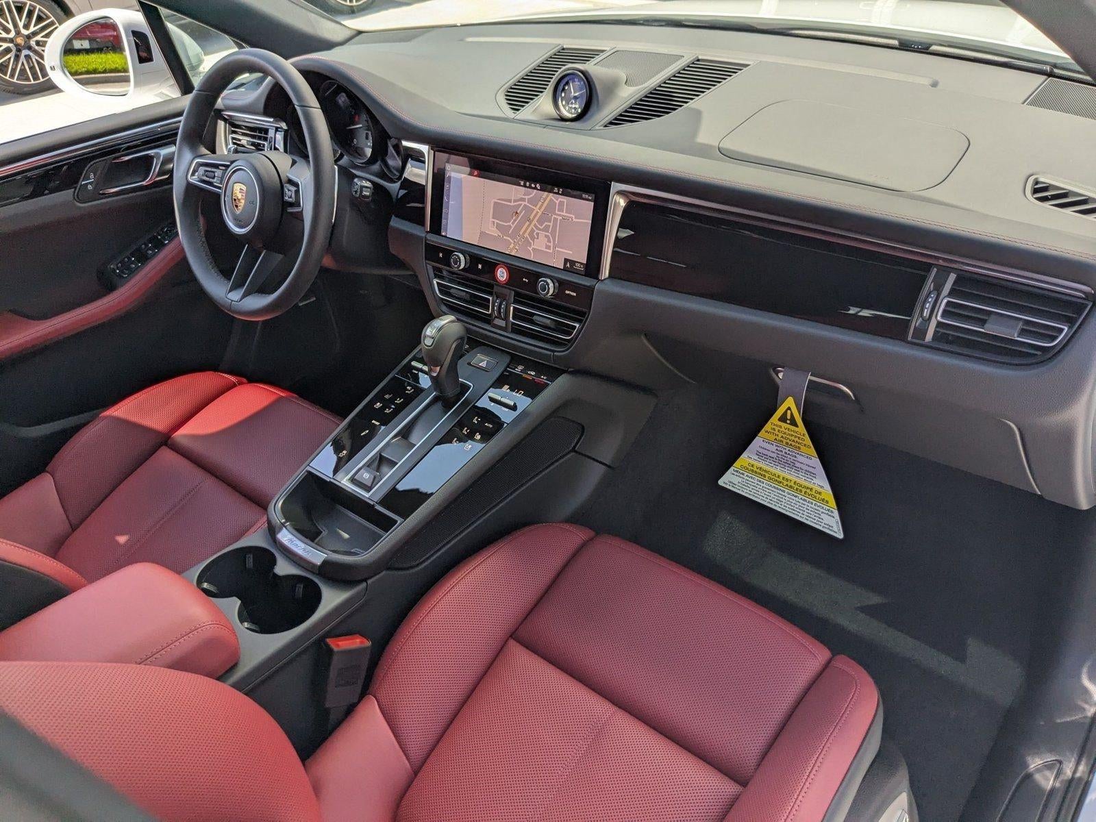 2026 Porsche Macan AWD
