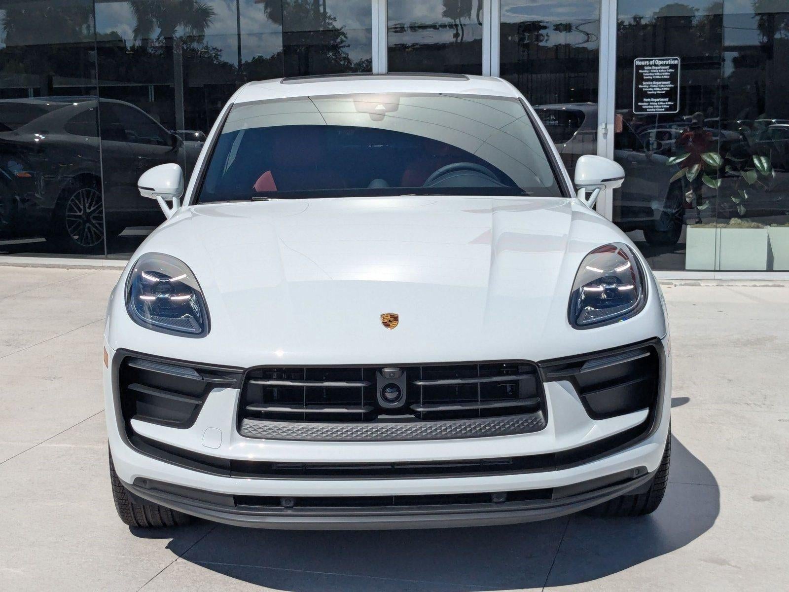 2026 Porsche Macan AWD