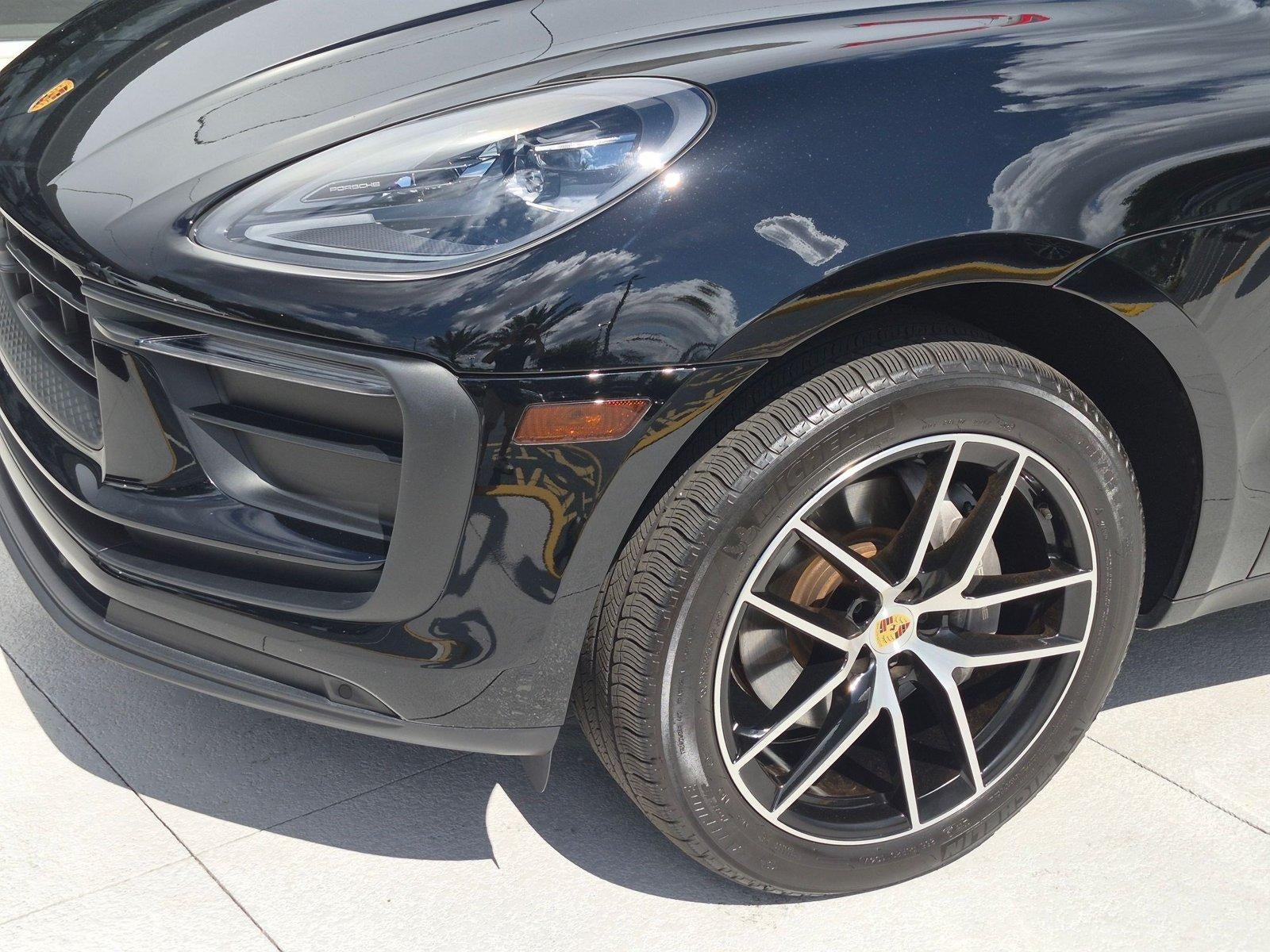 2023 Porsche Macan AWD