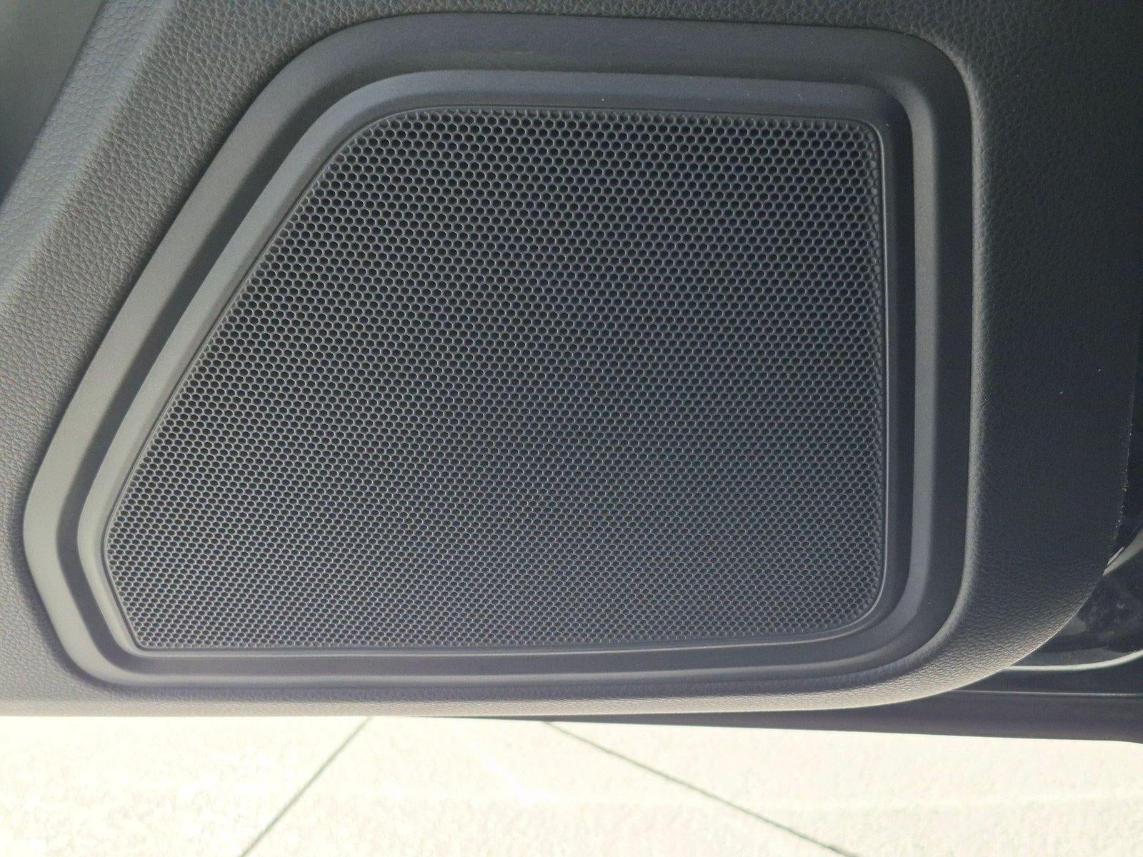 2023 Porsche Macan AWD