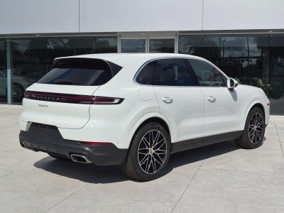 2025 Porsche Cayenne AWD