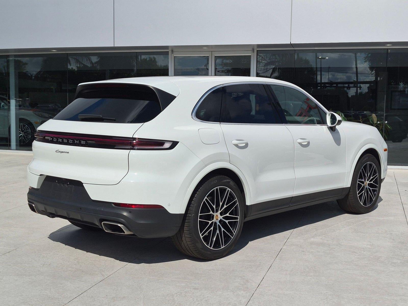 2025 Porsche Cayenne AWD