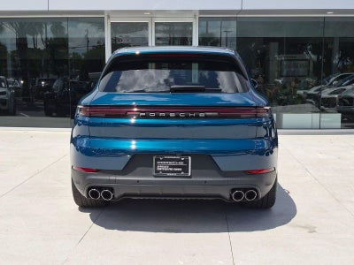 2025 Porsche Cayenne AWD