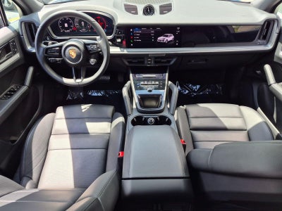 2025 Porsche Cayenne AWD