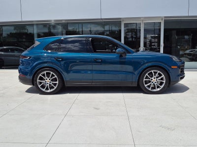 2025 Porsche Cayenne AWD