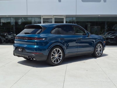2025 Porsche Cayenne AWD