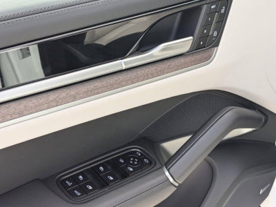 2025 Porsche Cayenne AWD