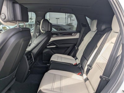 2025 Porsche Cayenne AWD