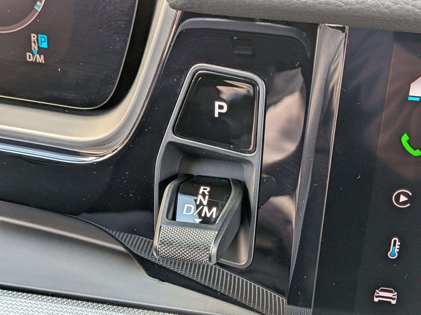 2025 Porsche Cayenne AWD